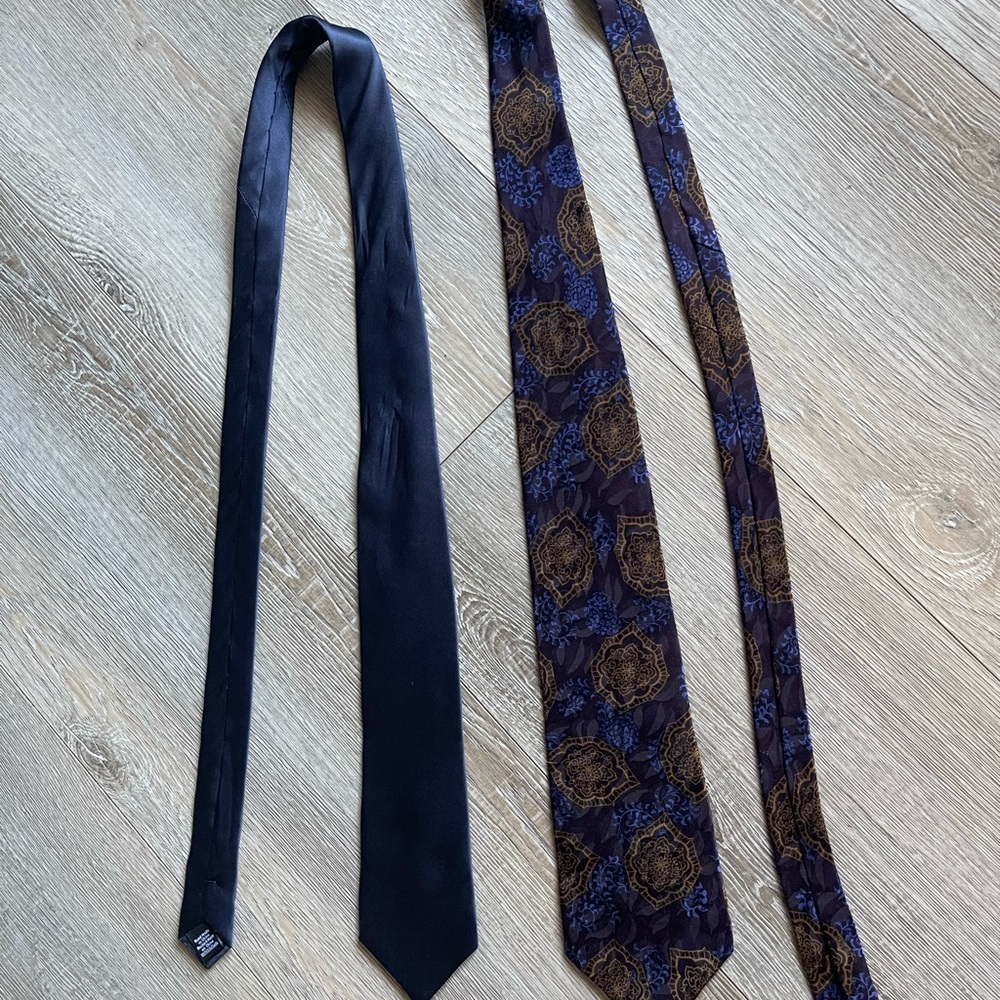 lot of two ties navy